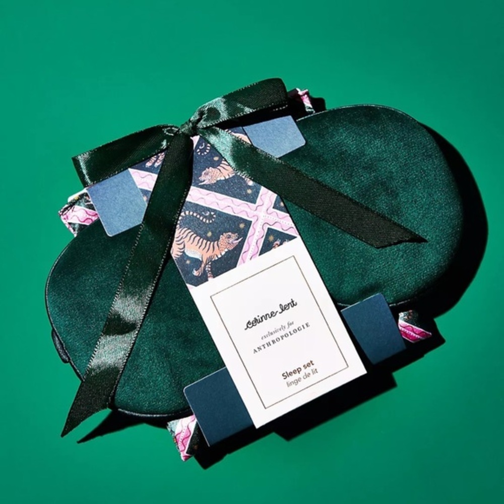 Corinne Lent Velour & Satin Eye Mask Gift Set